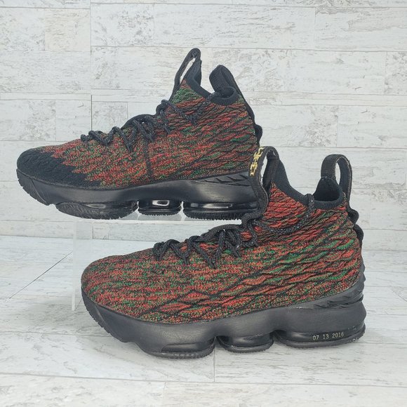 womens lebron 15